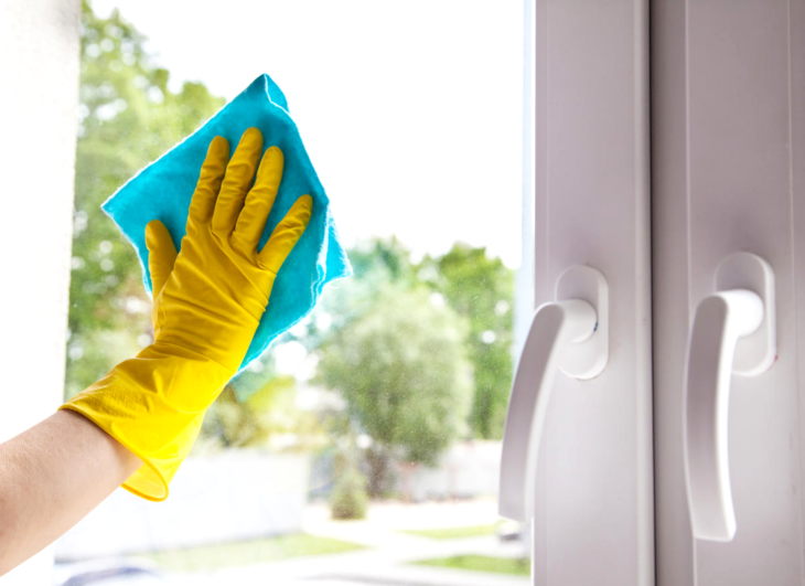 Помыть окна без разводов: это легко, если знаете как