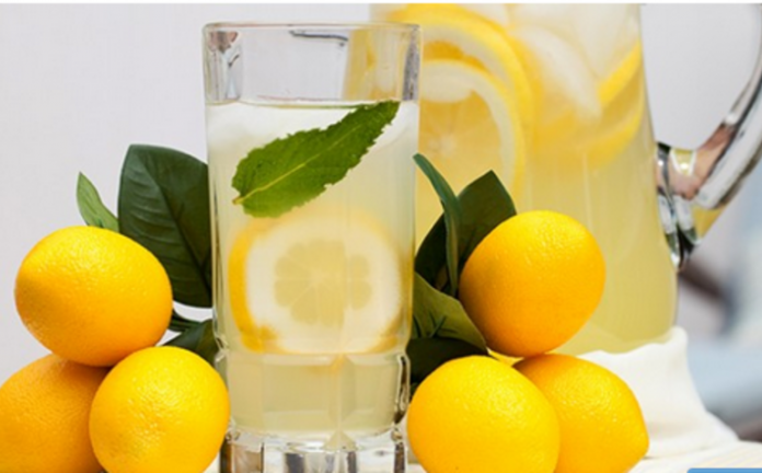 Пейте лимонную воду вместо таблеток, если вы столкнулись с одной из этих 13 проблем со здоровьем!