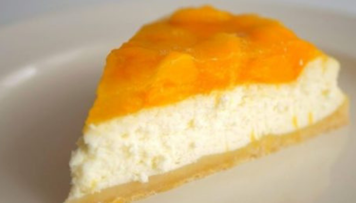 Нежный сметанный пирог с персиками — «Как чизкейк»