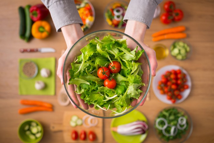 10 главных категорий продуктов для похудения, которые стоит добавить в весенний рацион