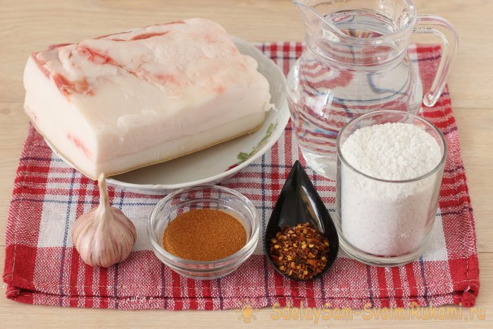 Рецепт мягкого и сочного сала в рассоле «По-деревенски»