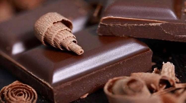 Вот что происходит с нашим организмом, когда мы едим черный шоколад