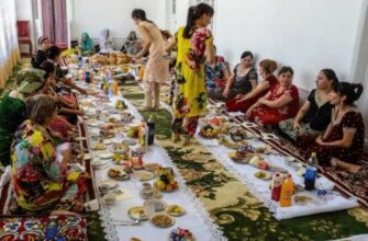 Вот почему узбекские женщины не могут сидеть с мужчинами за одним столом!