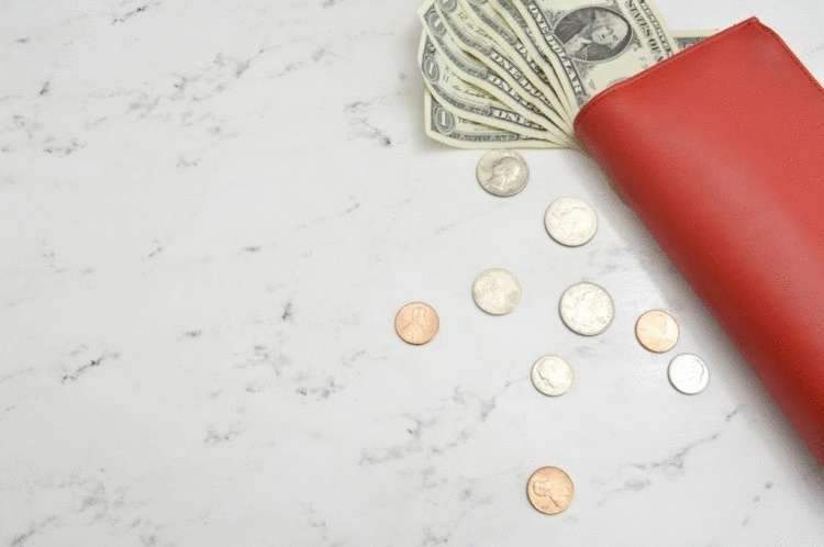 8 советов, как правильно обращаться с деньгами