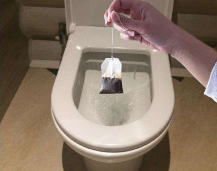 Вот зачем китайские горничные кладут чайные пакетики в унитаз. Теперь и я так делаю Вот зачем китайские горничные кладут чайные пакетики в унитаз. Теперь и я так делаю