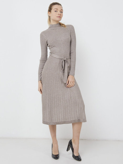 5 платьев на холода, на которые не нужно много денег. Все до 1000 рублей