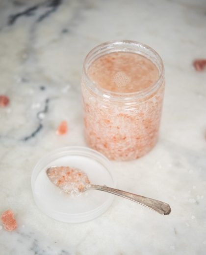 6 бьюти-лайфхаков, как вернуть лицу отдохнувший вид за пару минут