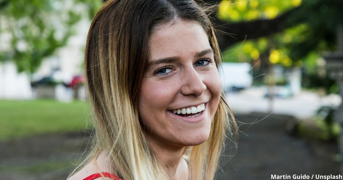 5 черт внешности, из-за которых мужчина любуется другими женщинами, но не вами