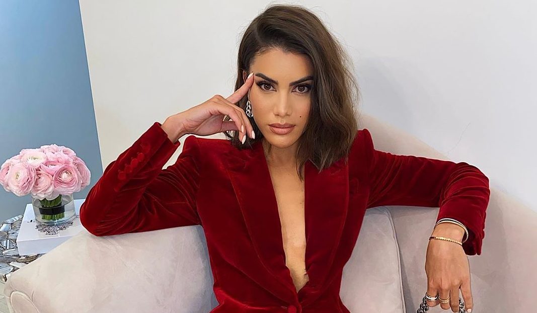 5 деталей в одежде, без которых женщина не выглядит стильной