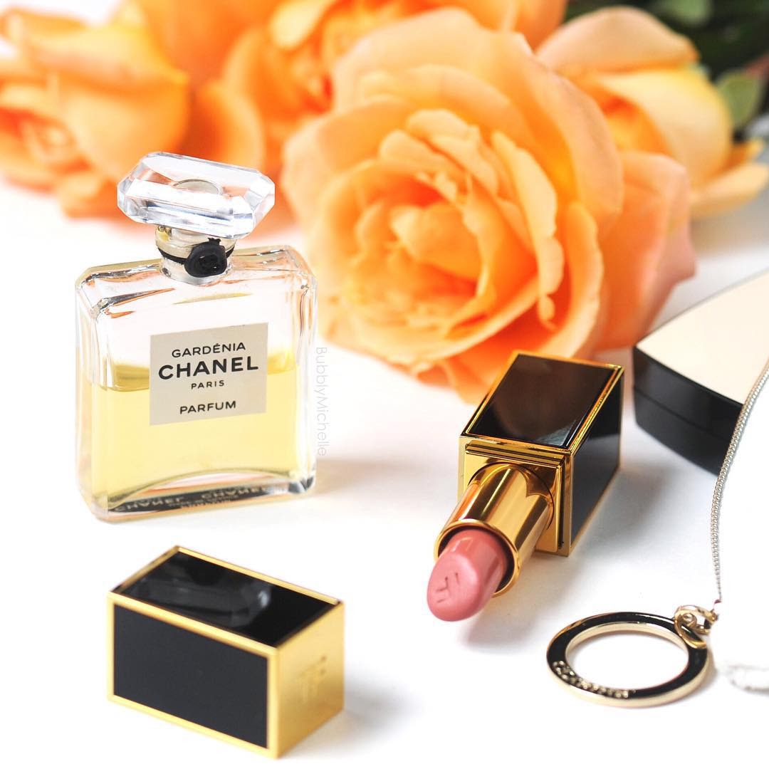 7 особых парфюмов, которые звездные женщины ни на что не променяют