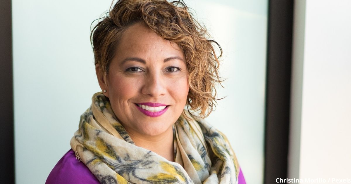 Как нельзя красить волосы после 50: пять неудачных вариантов