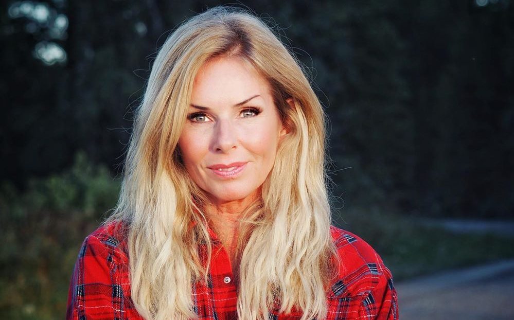 Как покрасить волосы, чтобы выглядеть моложе: 10 красивых окрашиваний