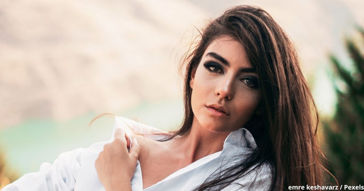 Как одевается неопрятная женщина, за которую стыдно: 5 деталей в образе