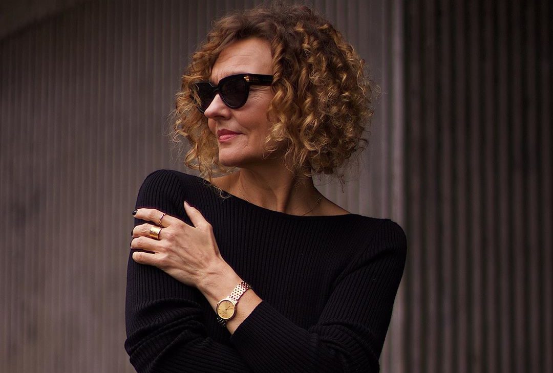 Как в 50+ выглядеть так же модно, как молодежь: 5 осенних новинок в одежде