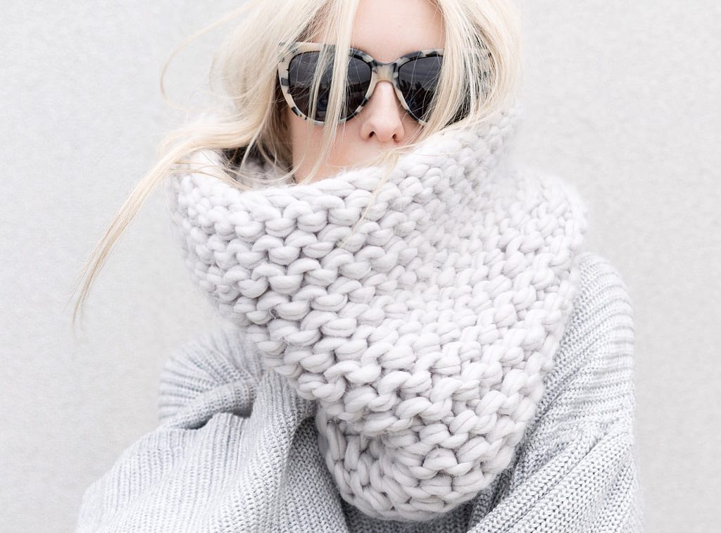 Ненудный снуд: как носить самый модный аксессуар наступающей зимы