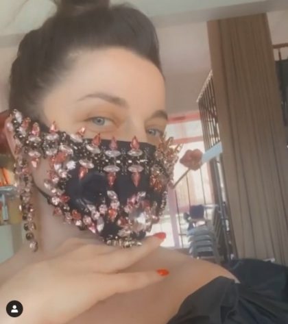 11 масок на лицо, которые сделают вас настоящей красавицей в толпе