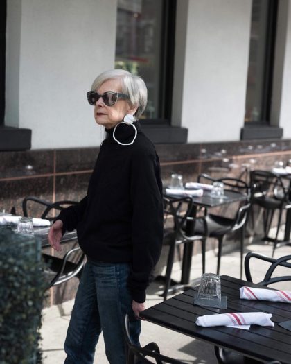 4 пары серег, носить которые после 60 — дурной тон