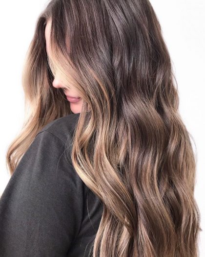 5 хитростей с волосами, чтобы выглядеть так же дорого, как после элитного салона красоты