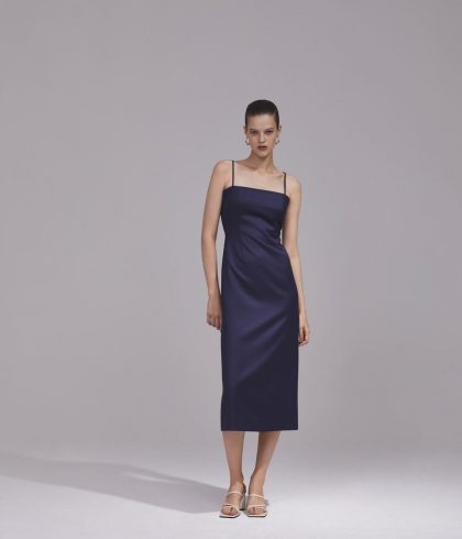 5 модных брендов, которые можно купить один раз и носить годами. Их одежда — вне времени