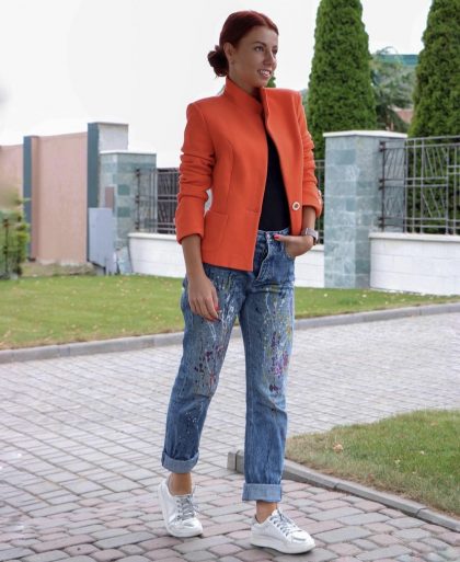 5 неожиданных вещей в гардеробе, которые выдают женщину в возрасте раньше любых морщин