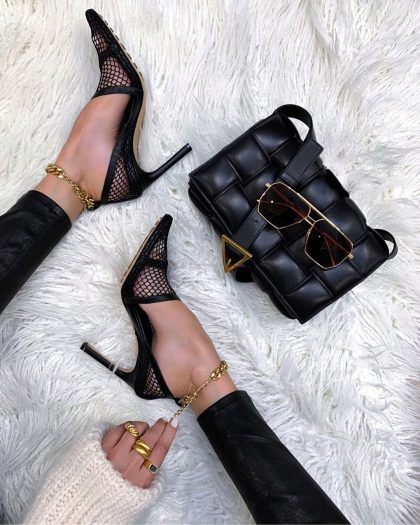 5 пар обуви, по которым богатые женщины узнают друг друга