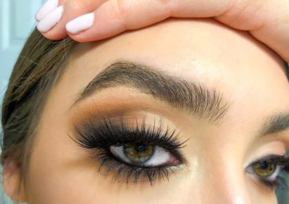 5 примеров устаревшего макияжа, над которыми женщины уже насмехаются