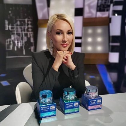 5 секретов 50-летних женщин, которые стареют красиво