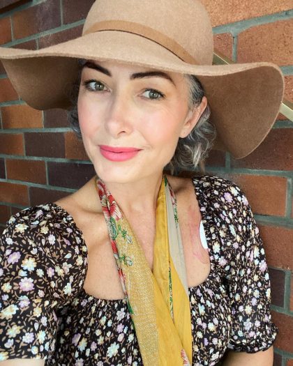 5 секретов, как спрятать седые волосы без краски. Рассказывает обеспеченная дама