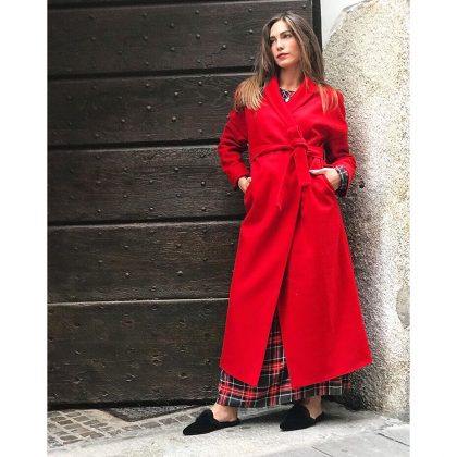 5 таких разных образов из Инстаграм с обычным длинным пальто