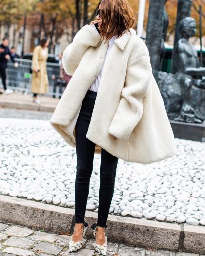 5 вариантов верхней одежды, которая полнит и худых женщин