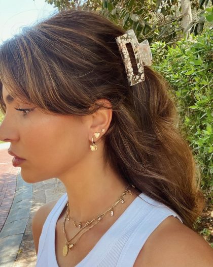 6 аксессуаров, которые сейчас в тренде, но на самом деле они не новые