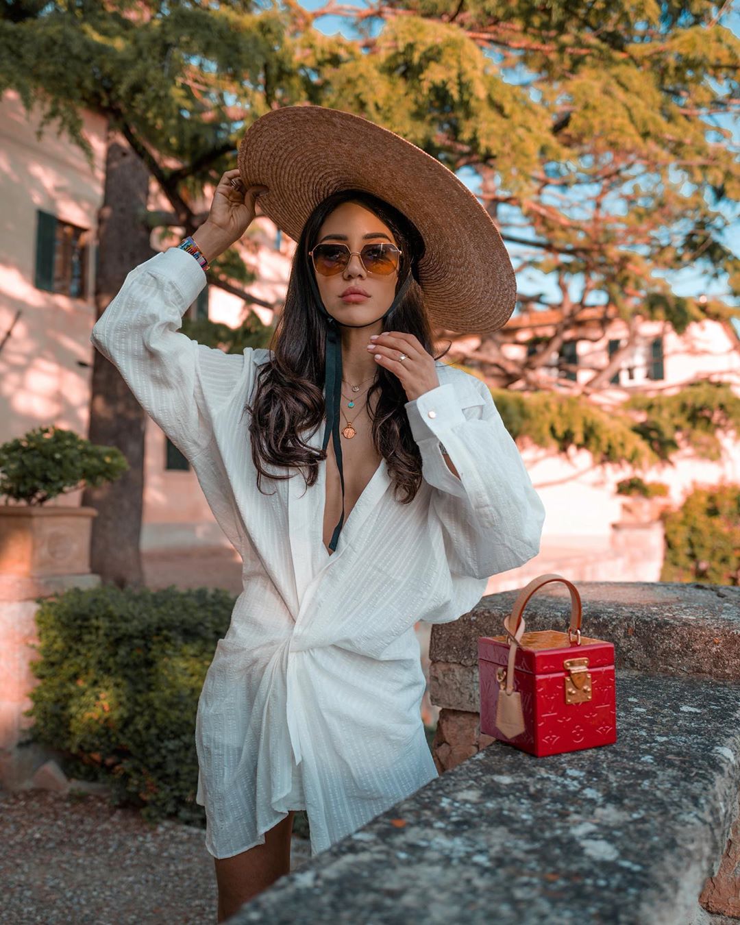 6 элементов гардероба, которые помогут стать вам иконой стиля