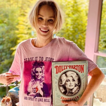 6 стильных женщин 60+, которые выглядят моложе цифр в паспорте