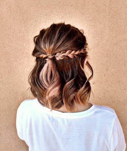 6 укладок на короткие волосы, которые скрывают седину не хуже, чем окрашивание