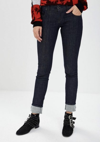 6 зимних вещей, которые сейчас актуальны, но стоят в половину дешевле