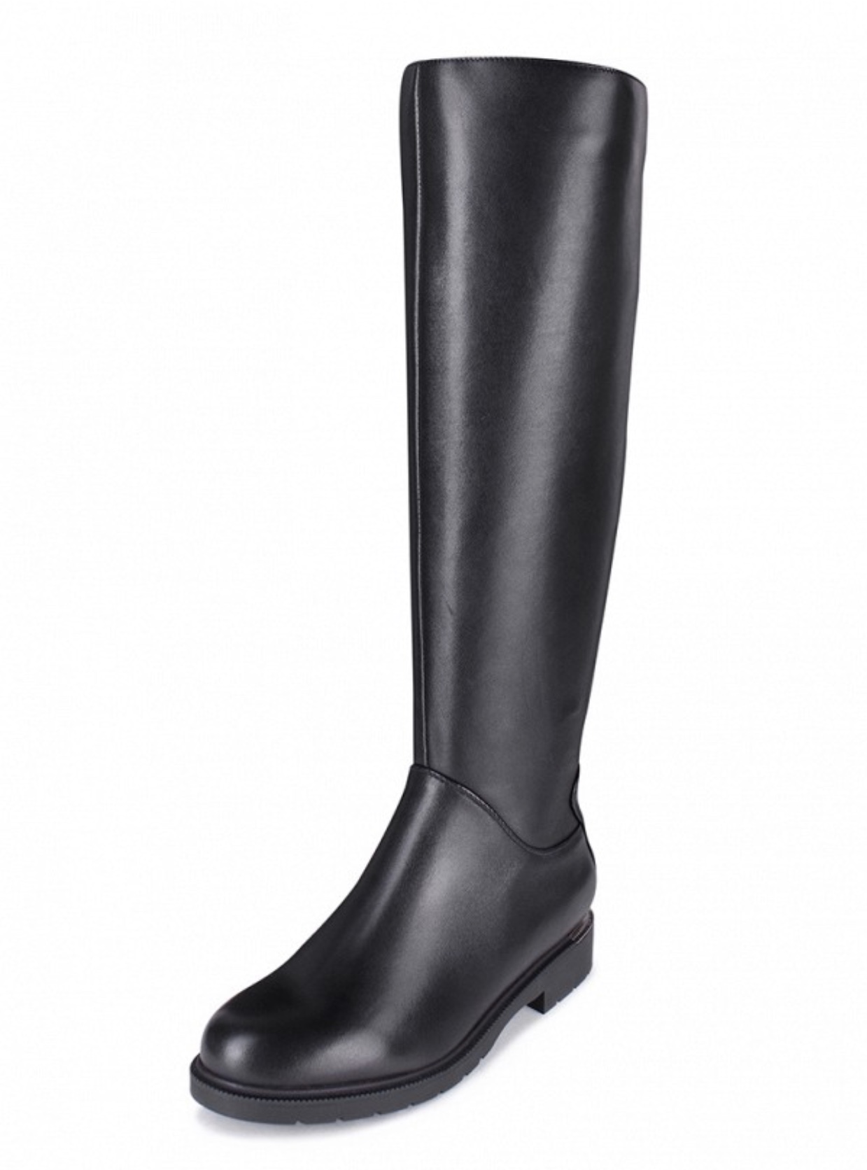 6 зимних вещей, которые сейчас актуальны, но стоят в половину дешевле