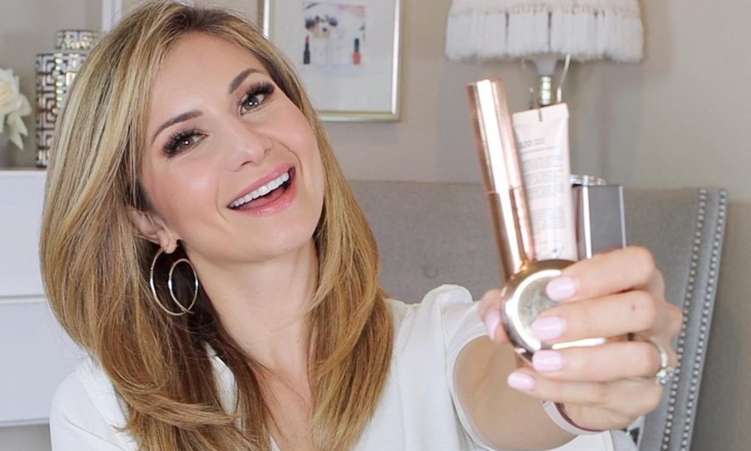 8 правил макияжа 45+, чтобы губы казались больше, а глаза — выразительнее