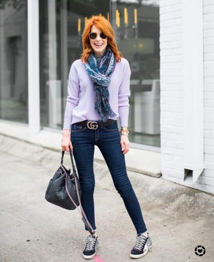 Как 50-летней женщине носить платок, чтобы выглядеть не как бабушка. Показывает модница из Германии