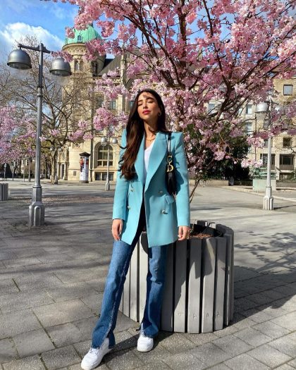 Как отличить женщину с высокой самооценкой: 4 детали в одежде весной