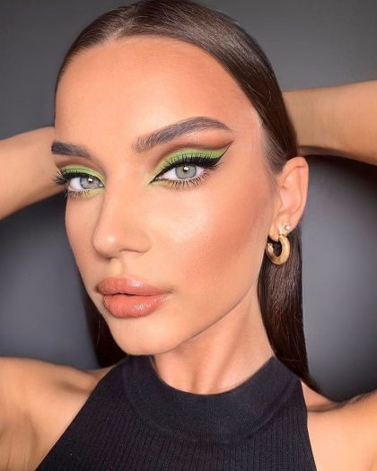 Красиво только на картинке: 5 фото, как выглядит макияж из Инстаграм на обычных женщинах